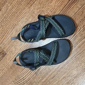 Chaco Z/1 kids size 4
